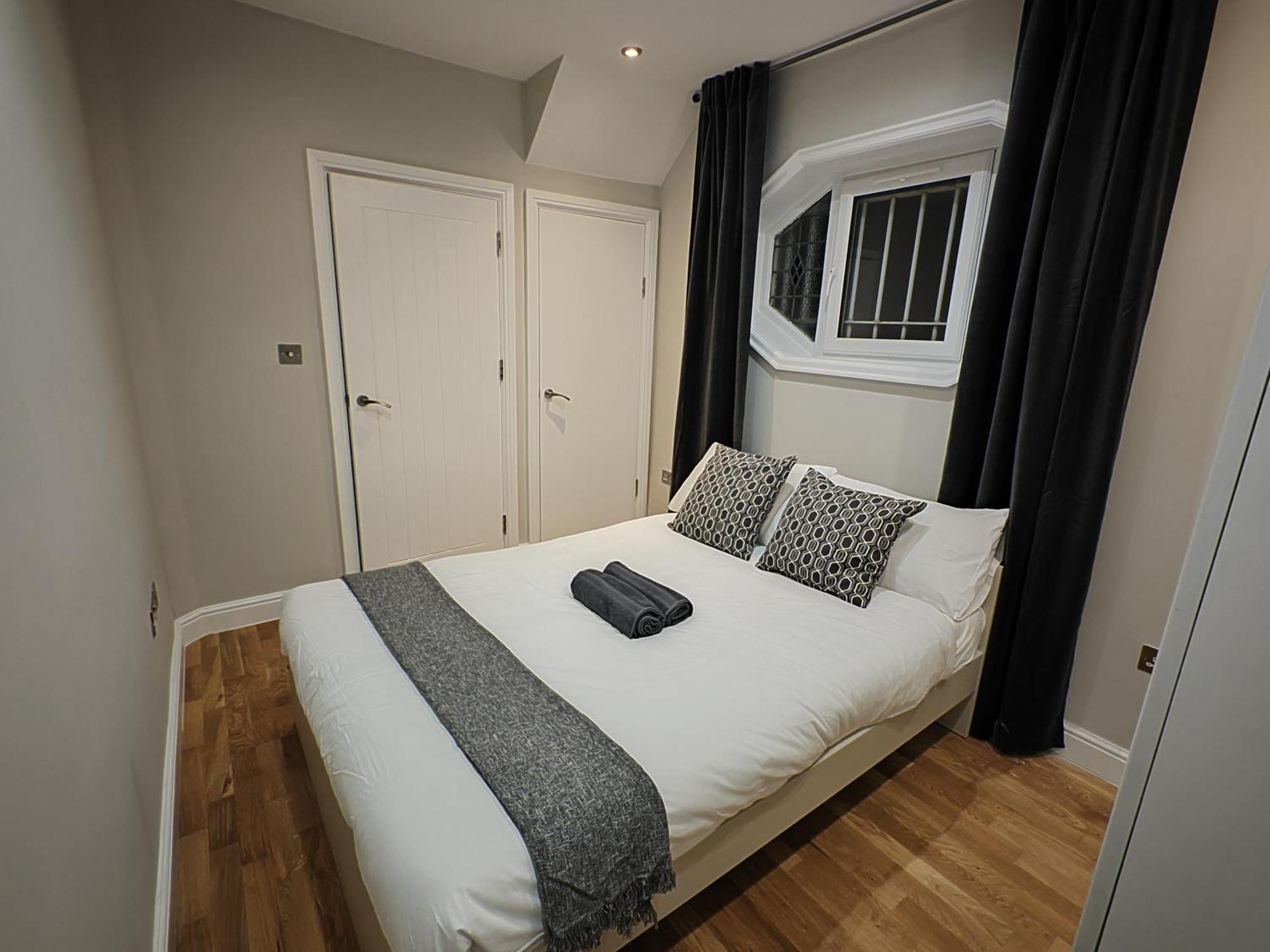 Appartamento New! Lovely 2 Bed Serviced With Free Parking